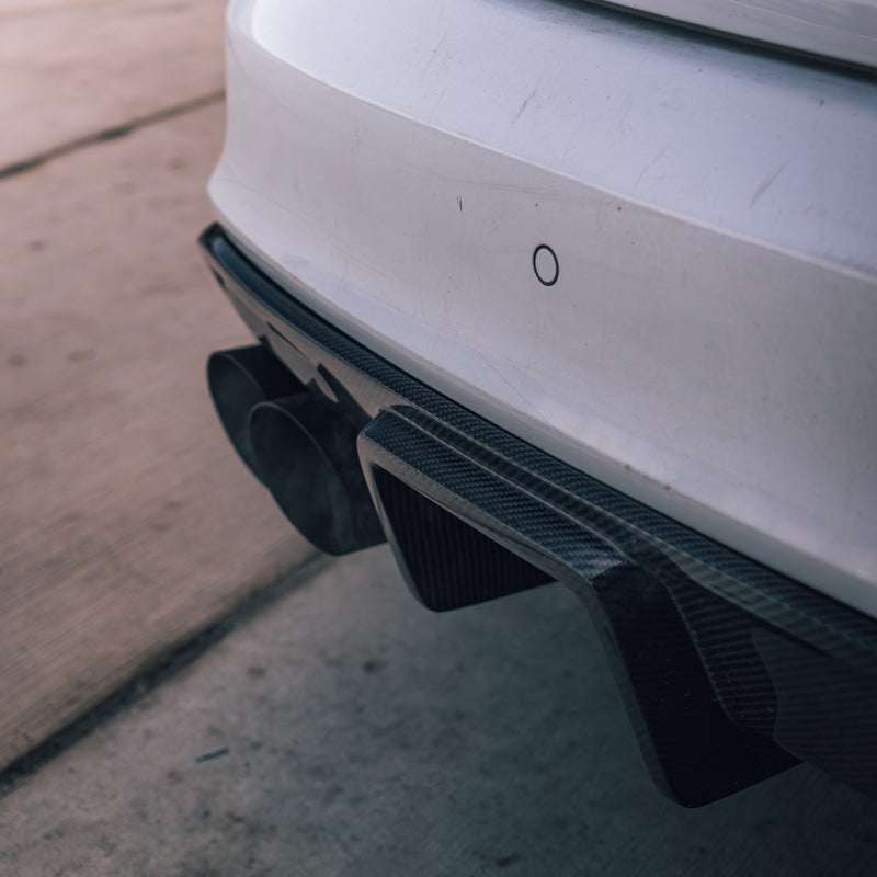 2013-2016 B8.5 Audi A4/S4 - CAP Carbon Fiber Rear Vertical LED Diffuser - V4