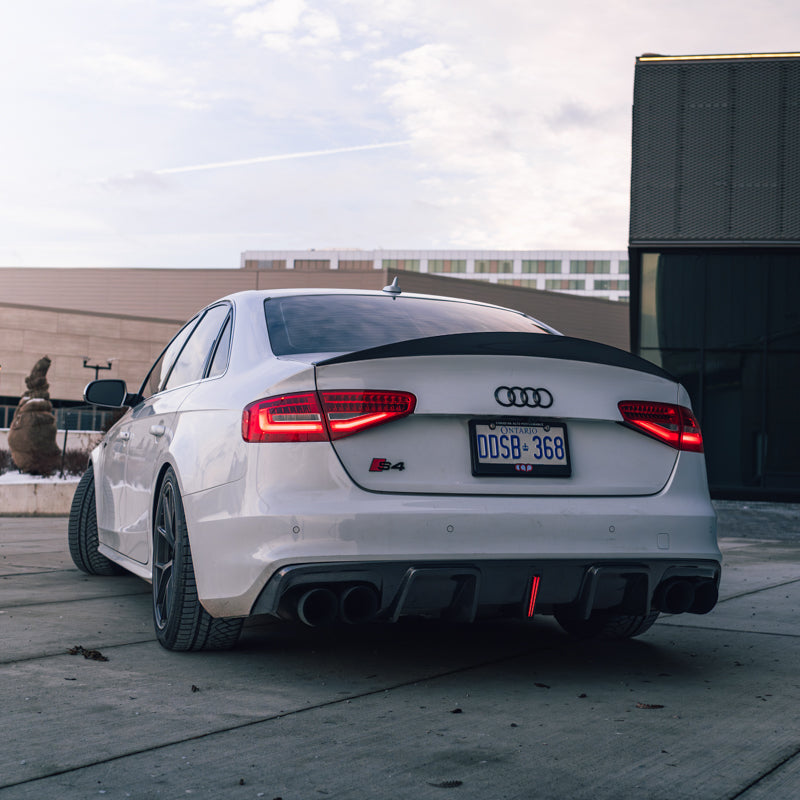 2013-2016 B8.5 Audi A4/S4 - CAP Carbon Fiber Rear Vertical LED Diffuser - V4