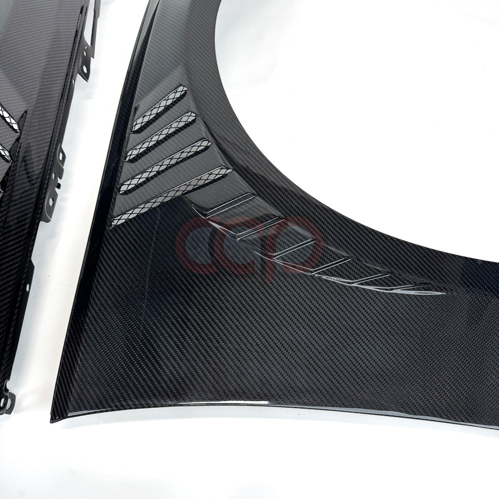 2020-2025 B9.5 AUDI A4/S4 CAP Dry Carbon Fiber Fenders (Pair)