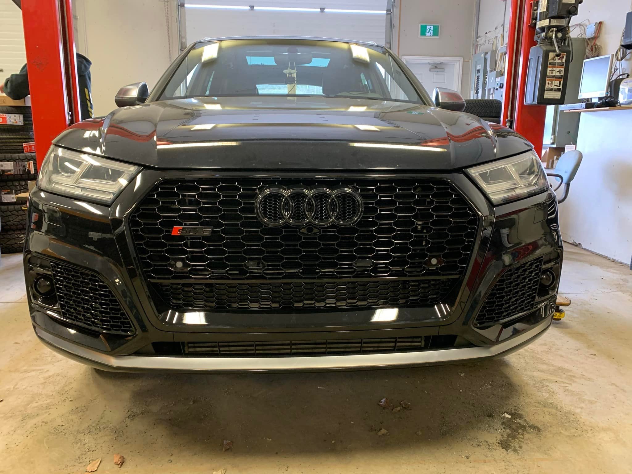2018-2020 Audi RS Honeycomb Fog Grilles | FY B9 Audi Q5 S-Line/SQ5