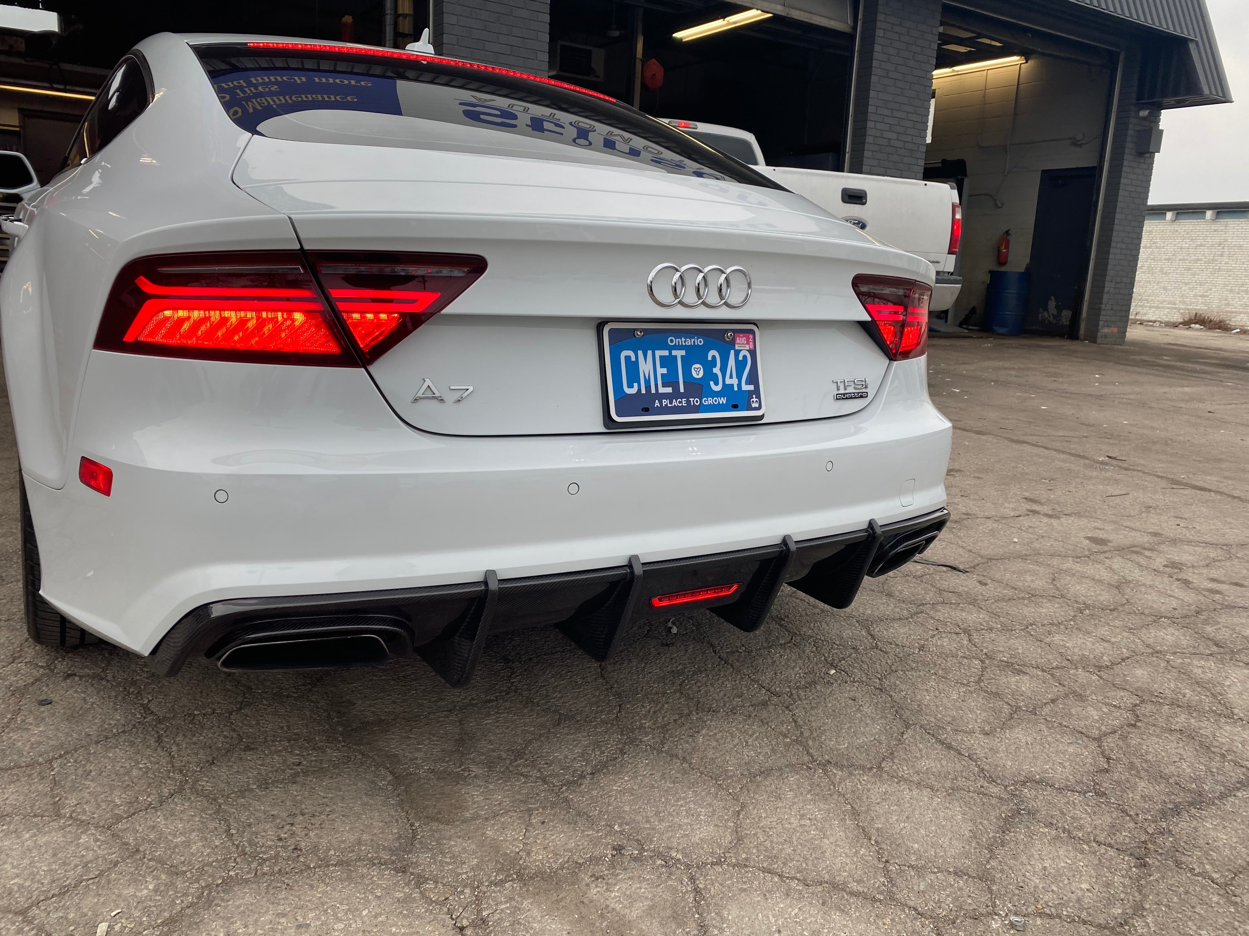 2016-2018 C7.5 Audi A7 S-Line/S7 - CAP Carbon Fiber Diffuser