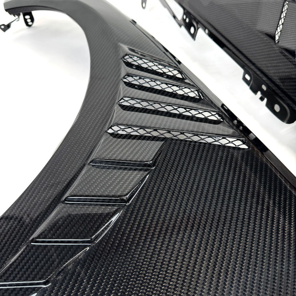 2020-2025 B9.5 AUDI A4/S4 CAP Dry Carbon Fiber Fenders